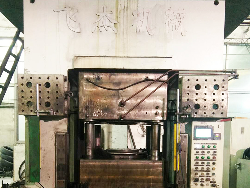 T630擺動(dòng)冷擠壓機(jī)